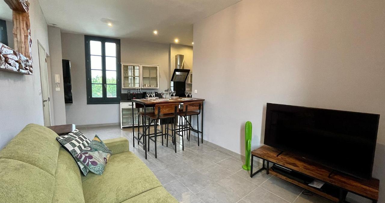 Appartamento Quai du Félibre LʼIsle-sur-la-Sorgue Esterno foto