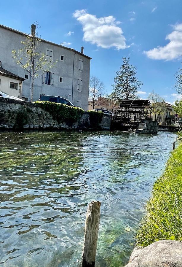 Appartamento Quai du Félibre LʼIsle-sur-la-Sorgue Esterno foto