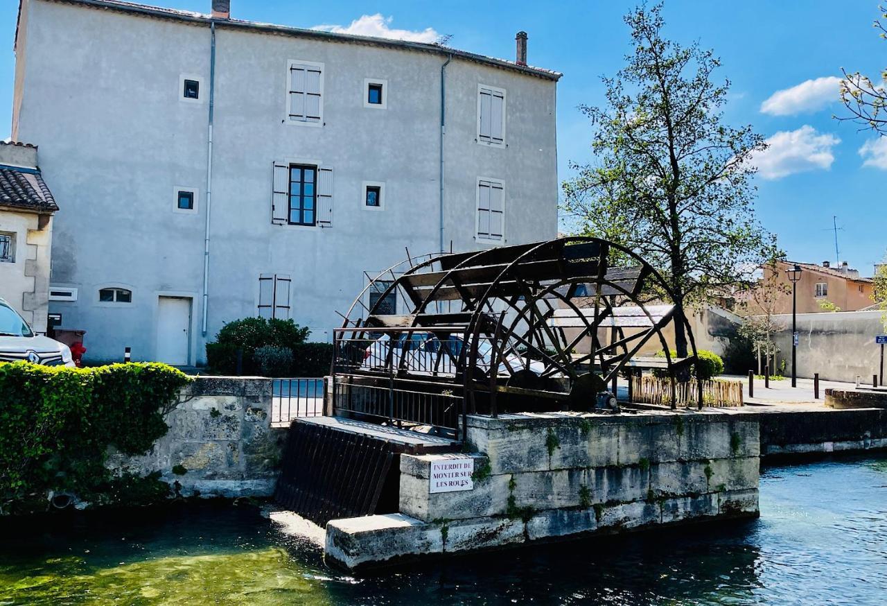 Appartamento Quai du Félibre LʼIsle-sur-la-Sorgue Esterno foto